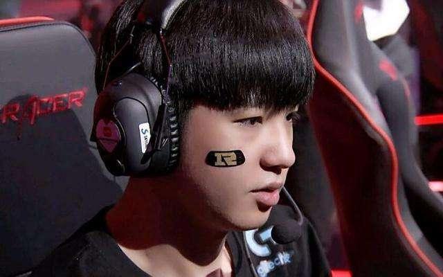 Letme透露17号出差 宣布退役还是回归