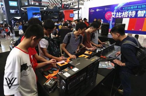 骨伽再现2019 ChinaJoy现场，诚邀玩家一同挑战电竞极限