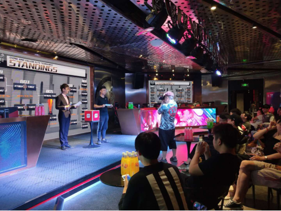 英雄联盟重庆校园精英赛鸣锣开战，12支高校代表队决战山城之巅