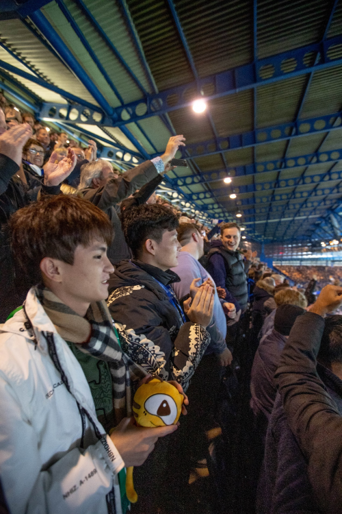 虎牙探秘豪门俱乐部切尔西，卡拉宝助力电竞足球强强联手