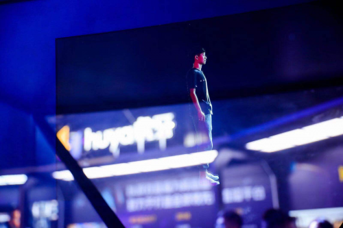 虎牙晚玉停播真相如何？原来是配合官方秀了一波黑科技