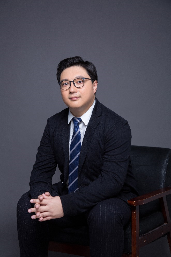 互联网产品推广最佳服务方案：融合双赢 ——机呼科技高级副总裁罗曼专访