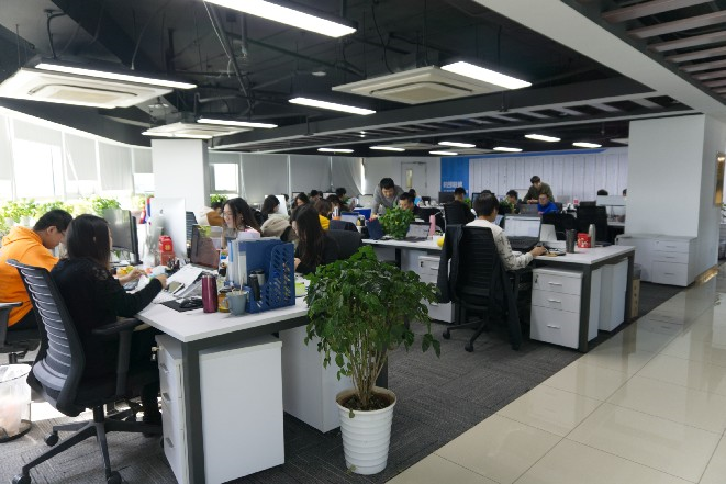 互联网产品推广最佳服务方案：融合双赢 ——机呼科技高级副总裁罗曼专访