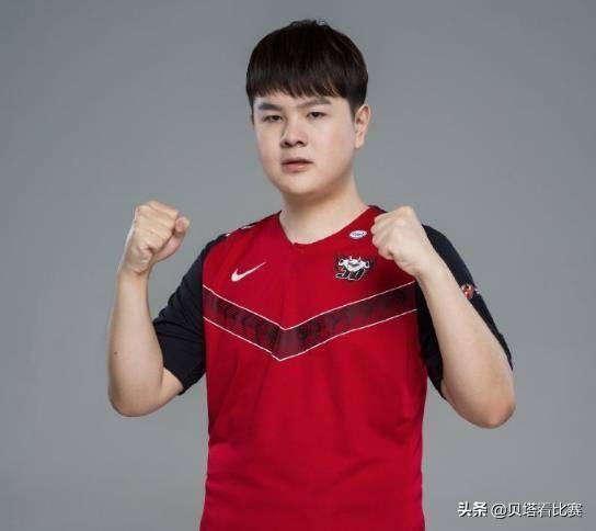 《LOL》Mayumi开播收获颇丰！Zoom、Doinb、Faker纷纷献礼